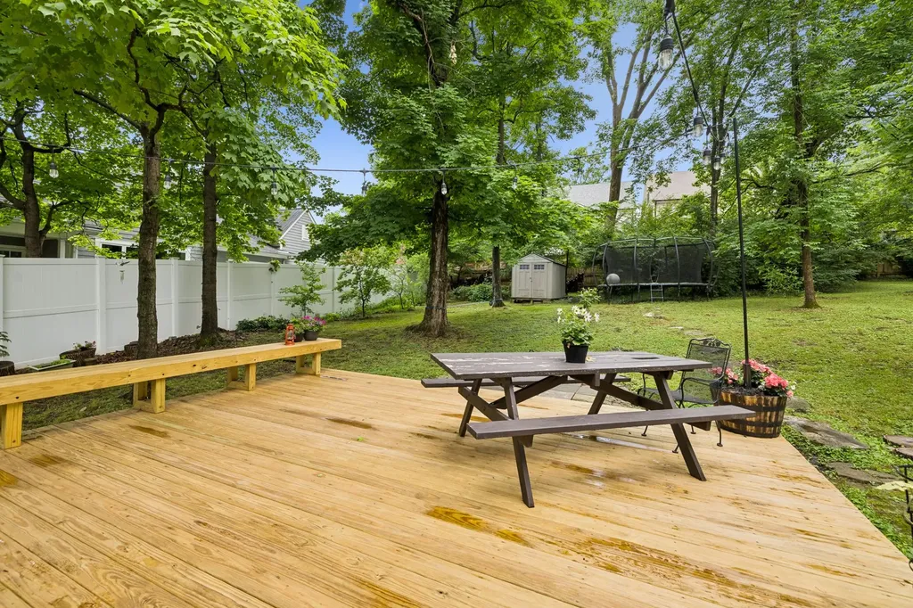 205 Brattlesboro Place Nashville TN 37204