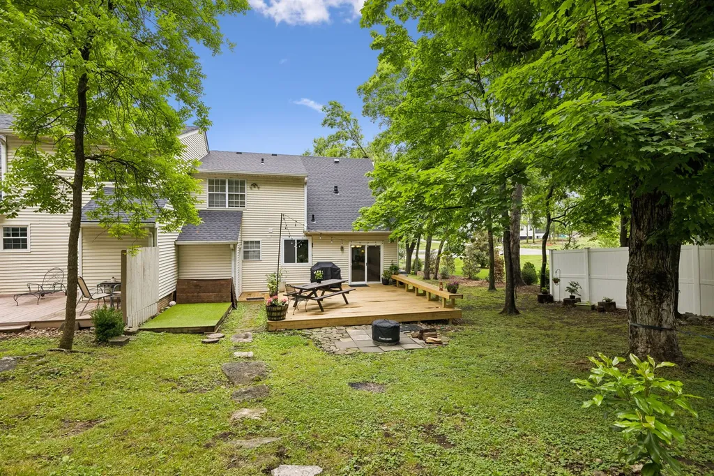 205 Brattlesboro Place Nashville TN 37204