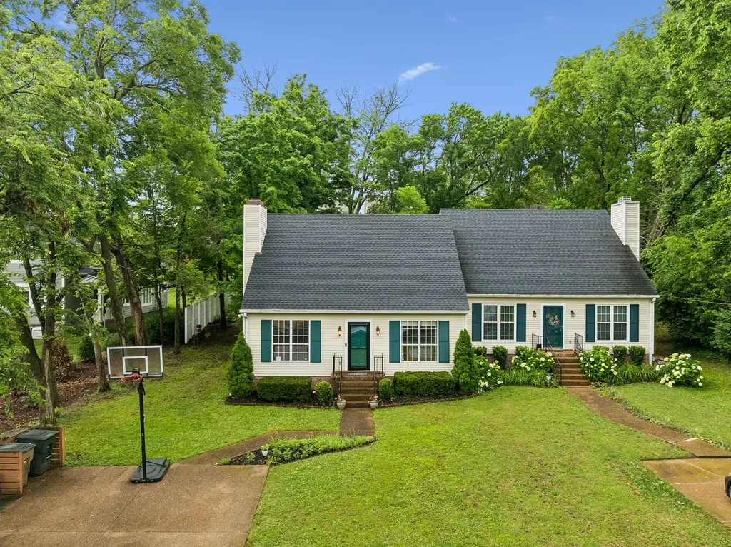 205 Brattlesboro Place Nashville TN 37204