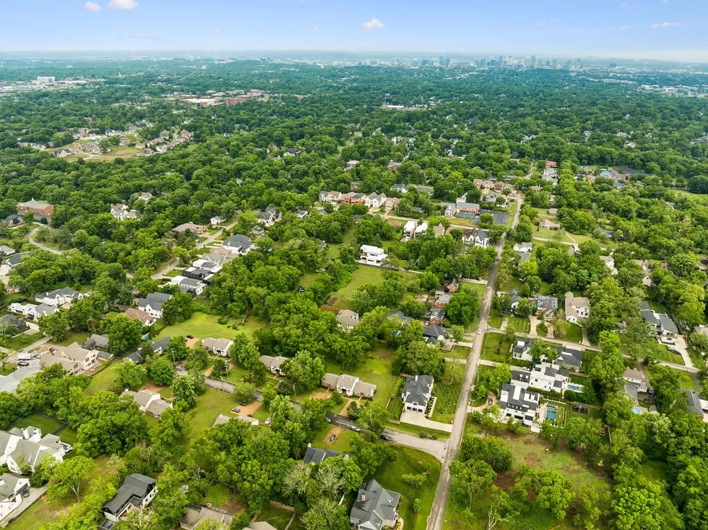 205 Brattlesboro Place Nashville TN 37204