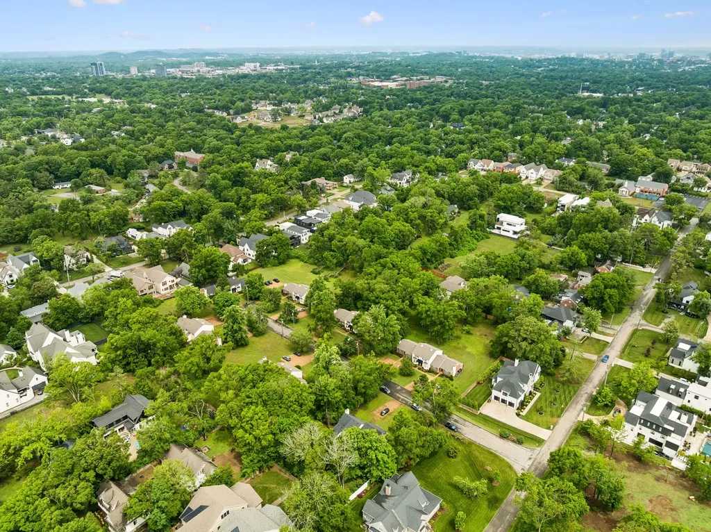 205 Brattlesboro Place Nashville TN 37204