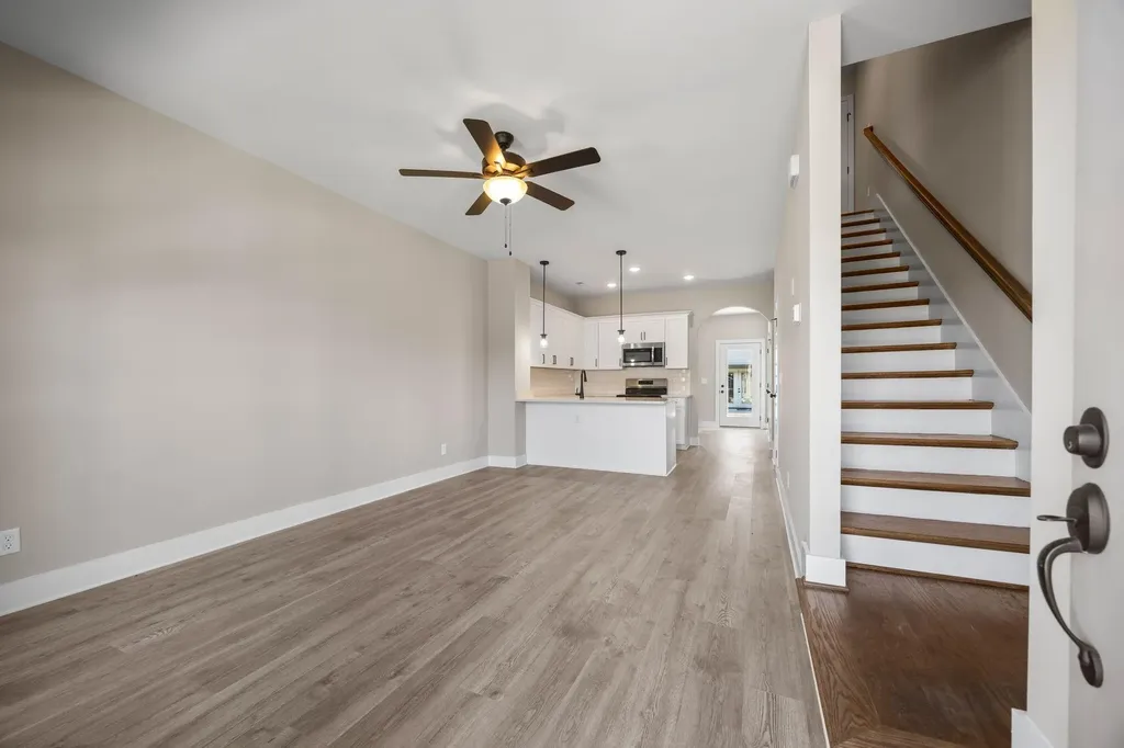 2437 E 17th Street Chattanooga TN 37404