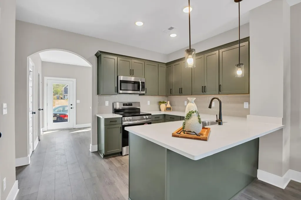 2437 E 17th Street Chattanooga TN 37404