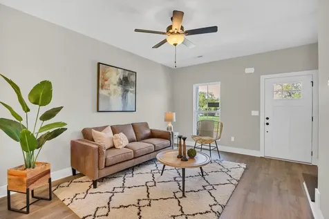 2437 E 17th Street Chattanooga TN 37404