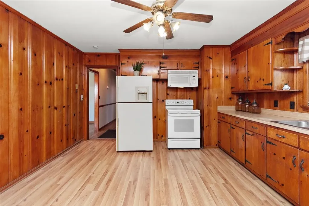 1087 Woods Ferry Road Gallatin TN 37066