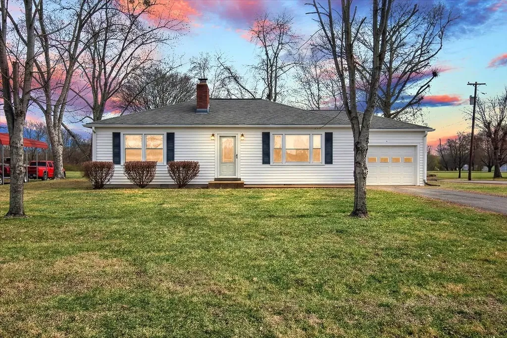 1087 Woods Ferry Road Gallatin TN 37066
