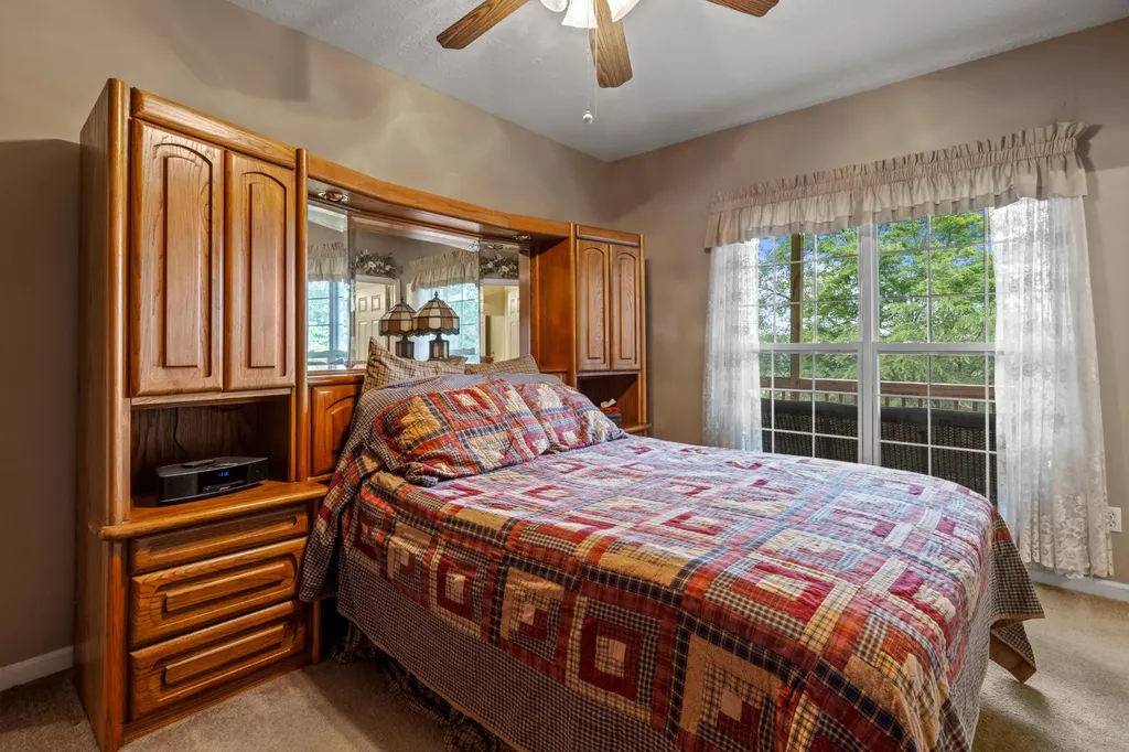 965 Lakewood Village Road Spring City TN 37381