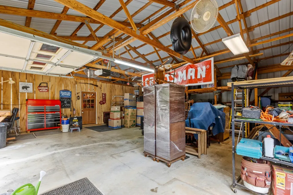 965 Lakewood Village Road Spring City TN 37381