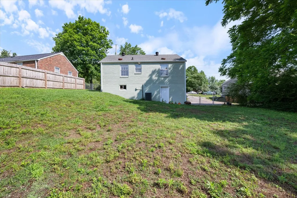 335 Tamworth Drive Nashville TN 37214