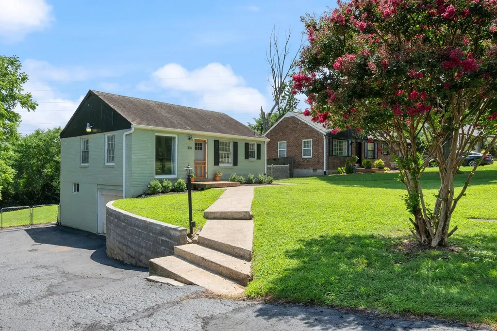 335 Tamworth Drive Nashville TN 37214