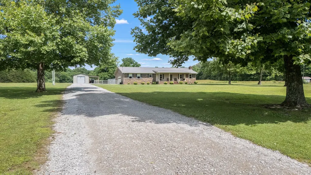 43 Boning Road Fayetteville TN 37334