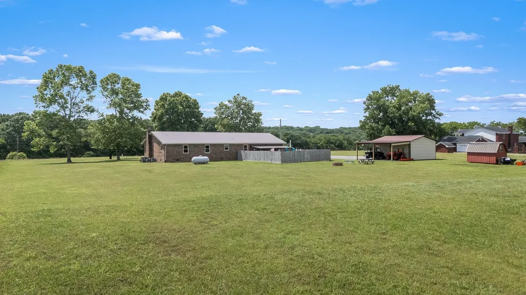 43 Boning Road Fayetteville TN 37334