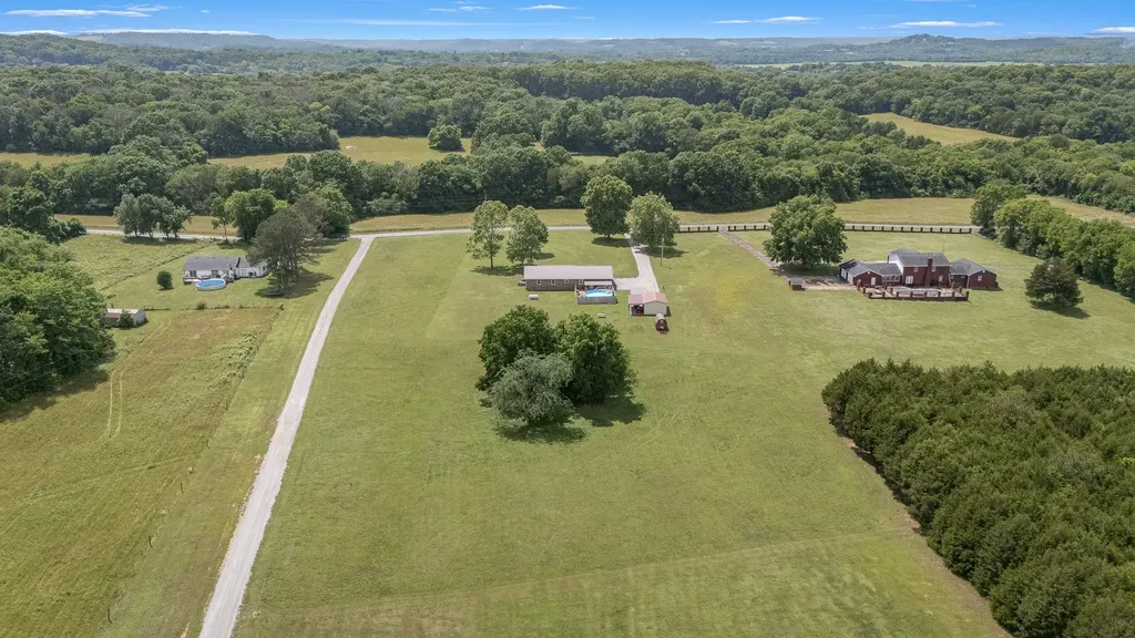 43 Boning Road Fayetteville TN 37334