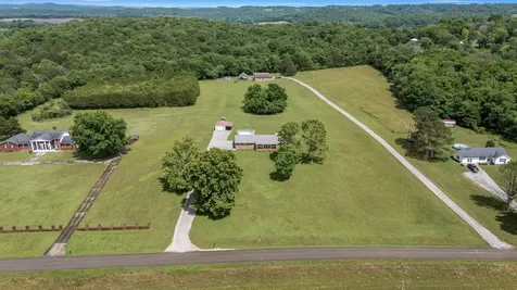 43 Boning Road Fayetteville TN 37334