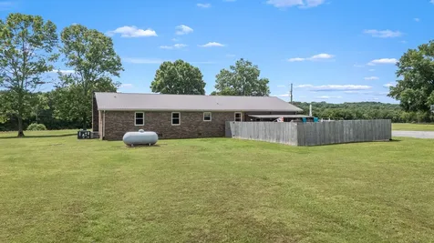 43 Boning Road Fayetteville TN 37334