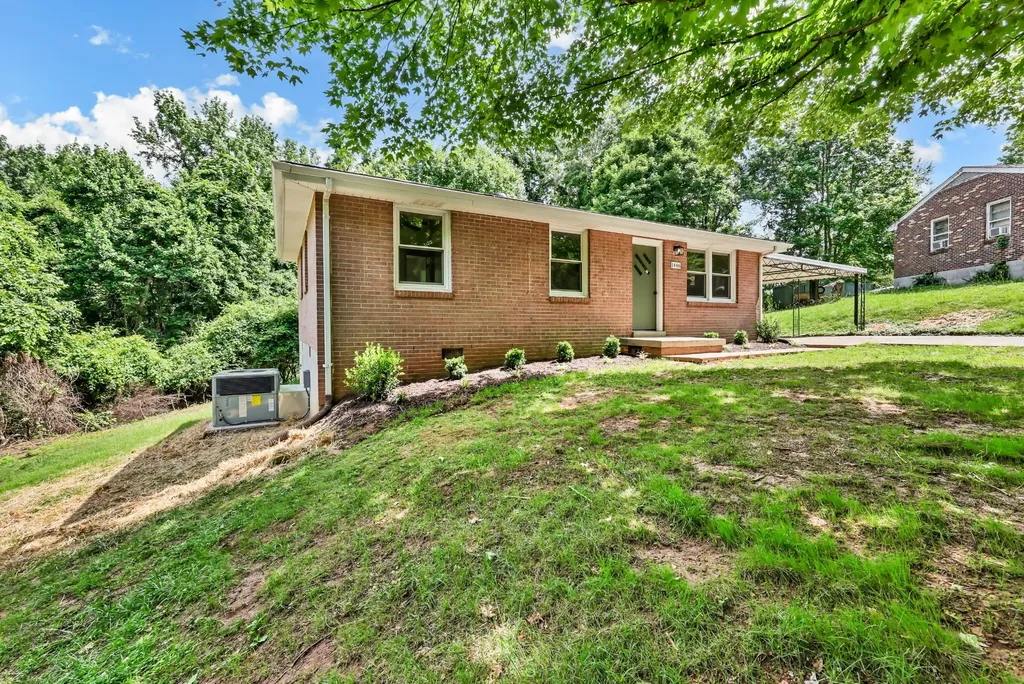 1446 Elm Hill Drive Clarksville TN 37040
