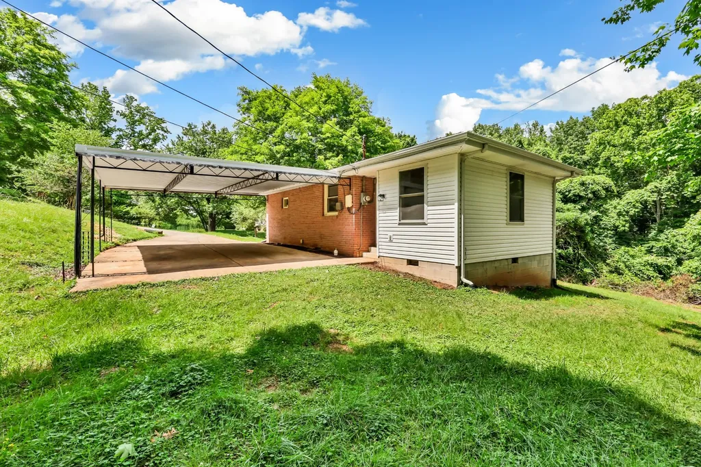 1446 Elm Hill Drive Clarksville TN 37040