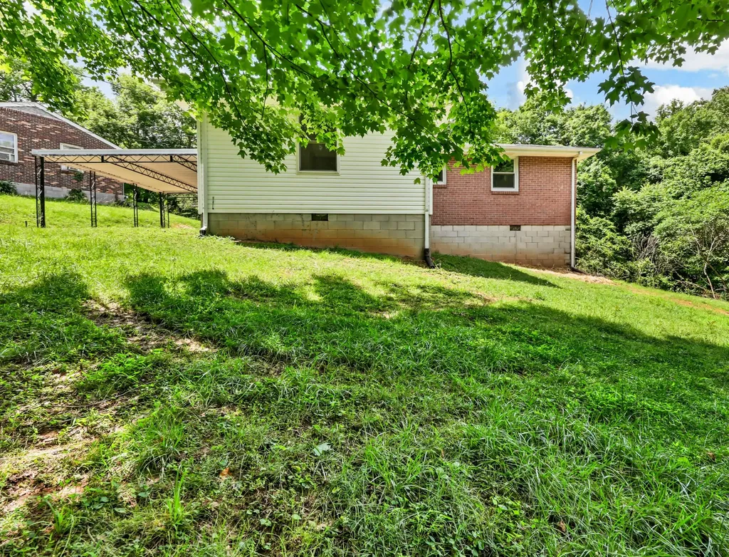 1446 Elm Hill Drive Clarksville TN 37040