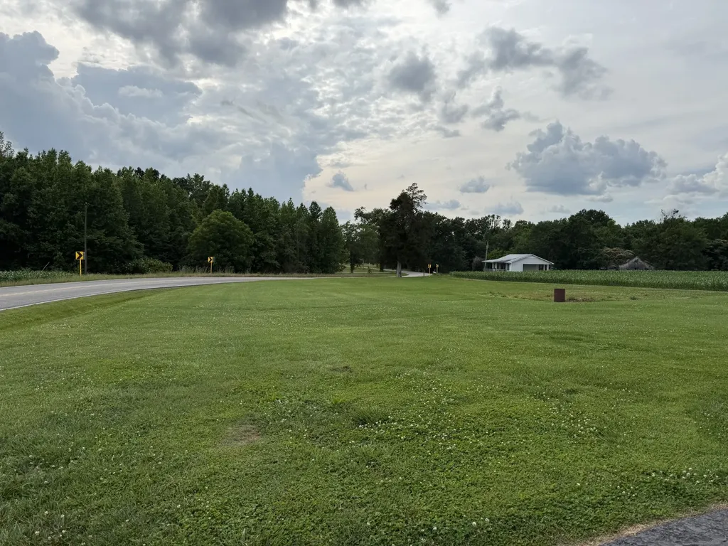 2971 Monroe Floyd Road Decherd TN 37324