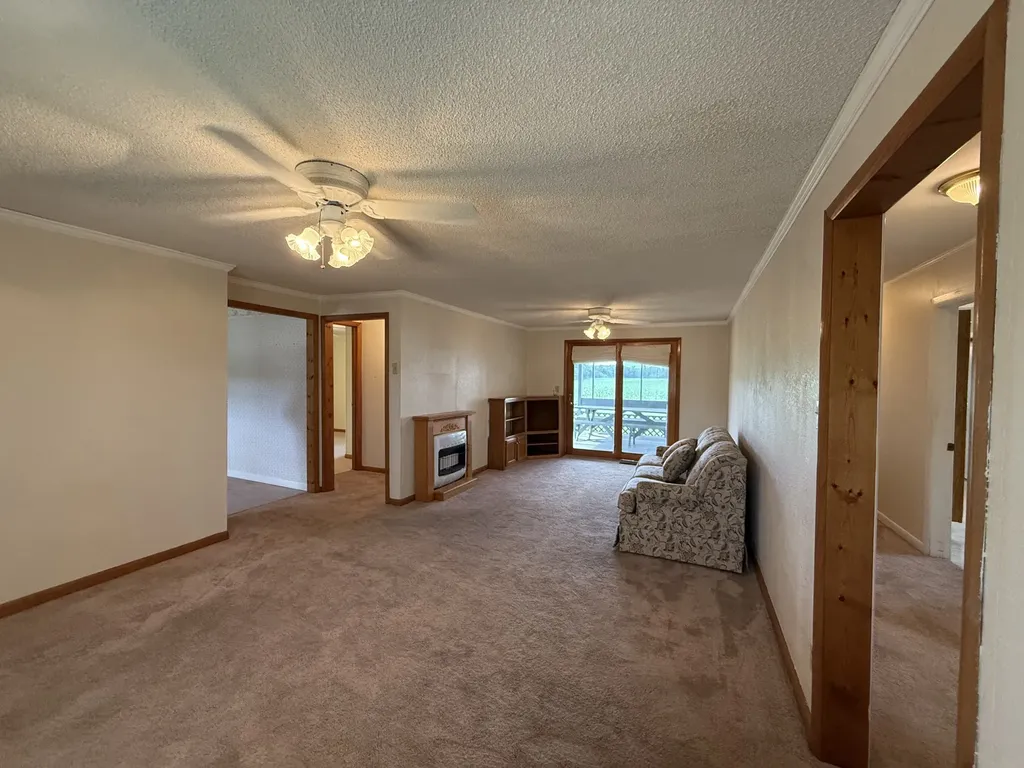 2971 Monroe Floyd Road Decherd TN 37324