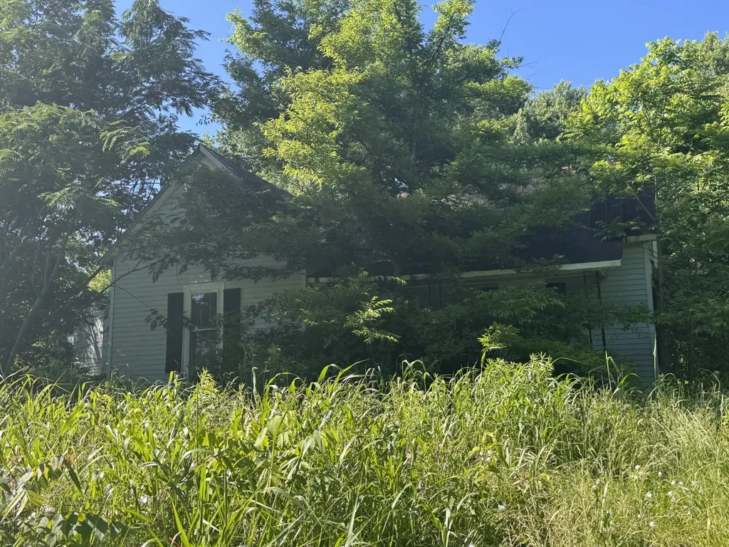 0 White Road Wartrace TN 37183