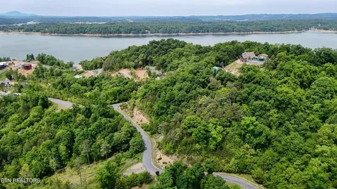 78 Stone Bridge Drive Dandridge TN 37725