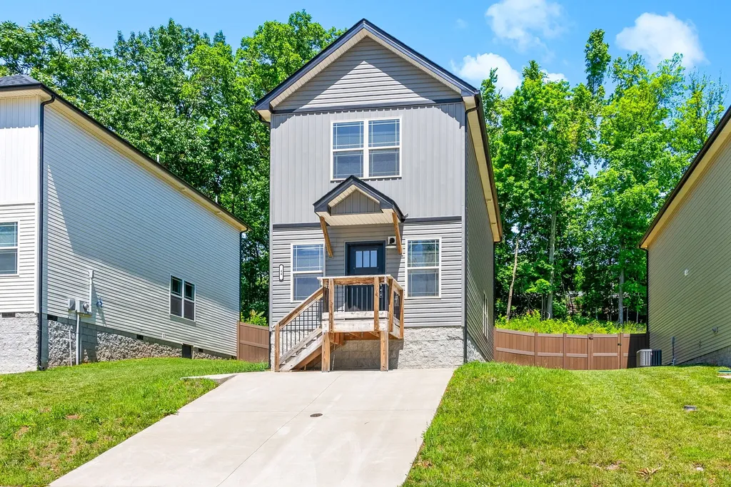44 Cave Springs Road Clarksville TN 37042