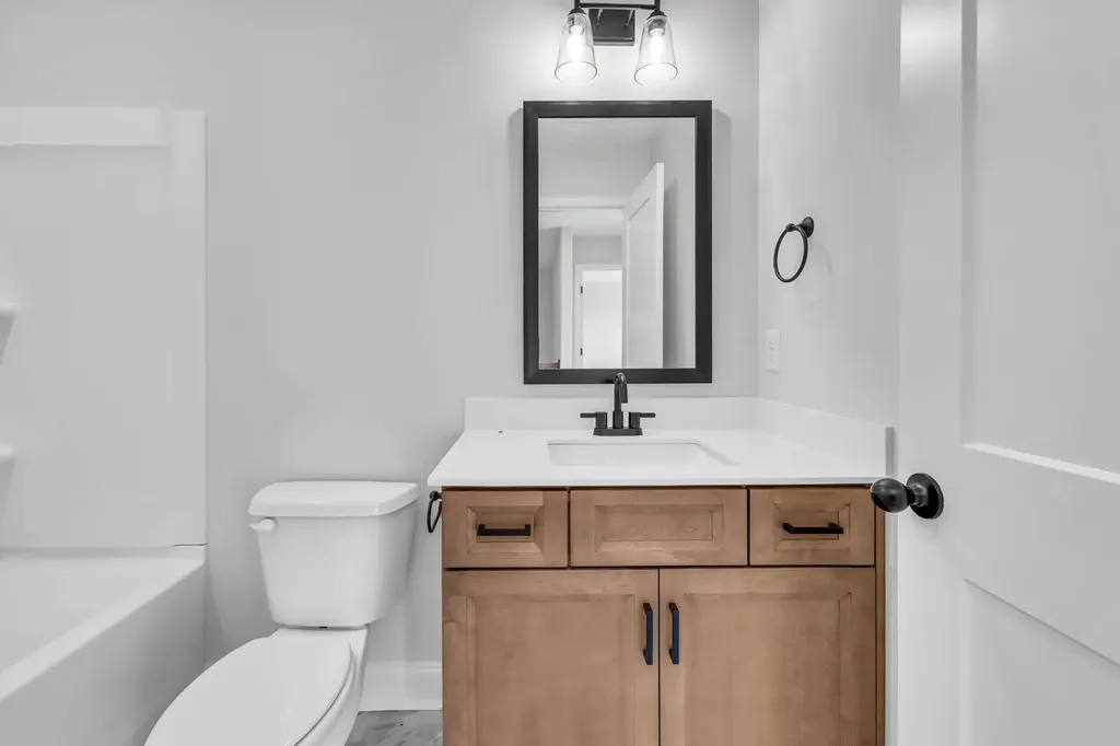 195 Quarry View Court Clarksville TN 37043