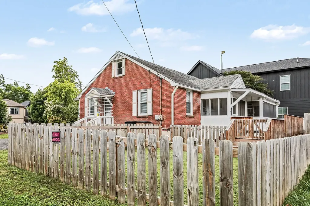 416 W Bend Drive Nashville TN 37209