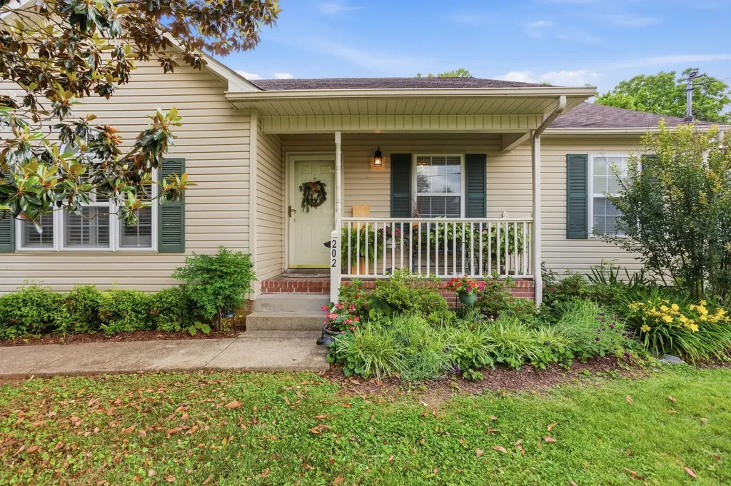 202 Kimberly Drive Columbia TN 38401