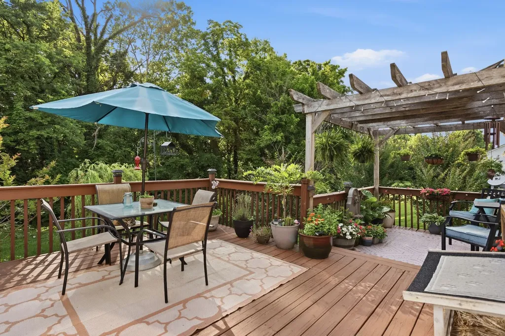 202 Kimberly Drive Columbia TN 38401