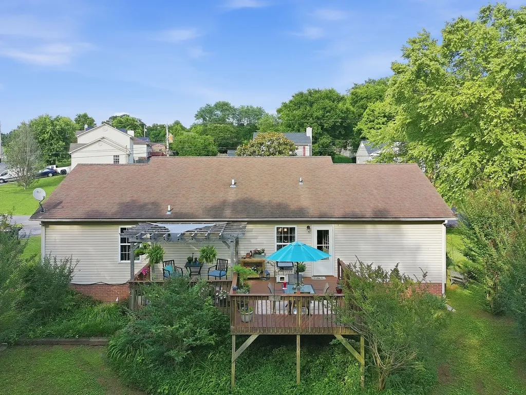 202 Kimberly Drive Columbia TN 38401