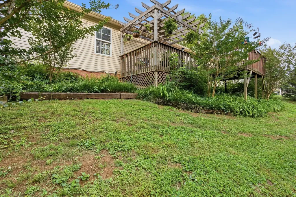 202 Kimberly Drive Columbia TN 38401