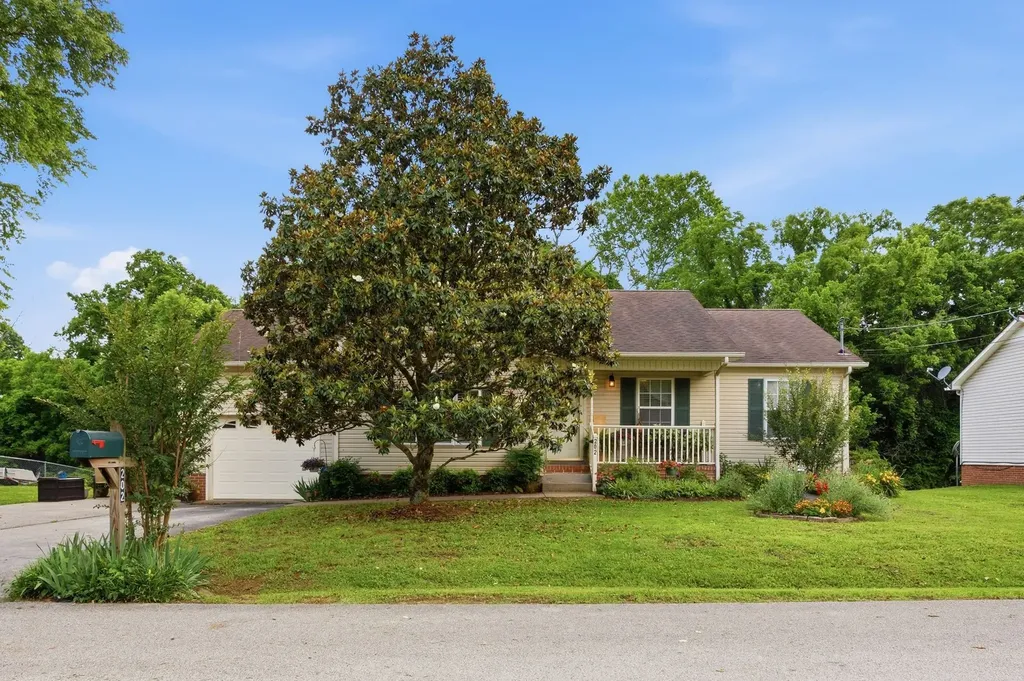 202 Kimberly Drive Columbia TN 38401