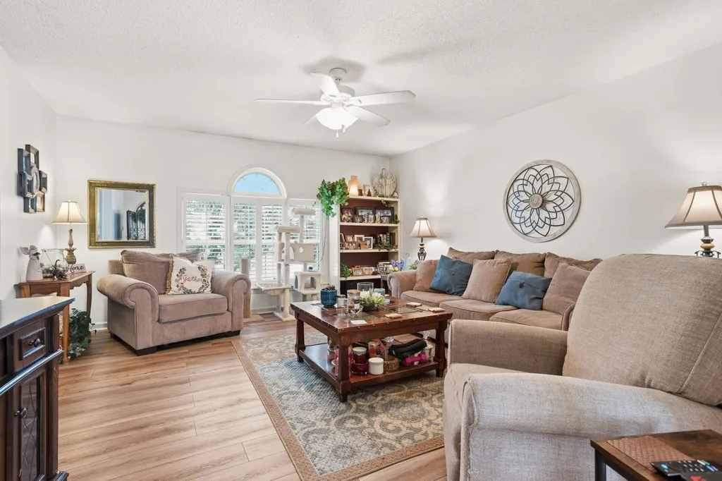 202 Kimberly Drive Columbia TN 38401