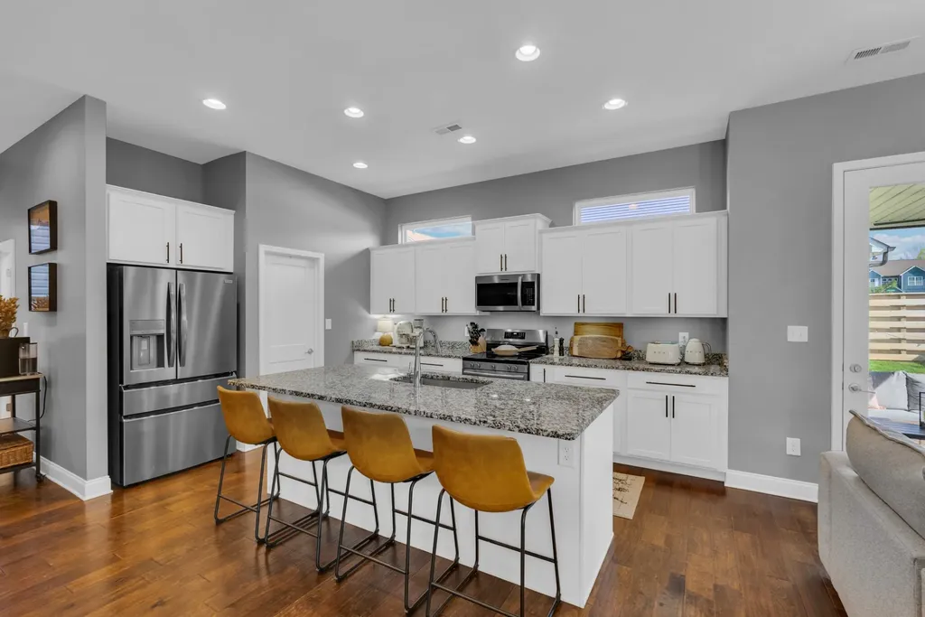 1111 Belle Pond Avenue Knoxville TN 37932
