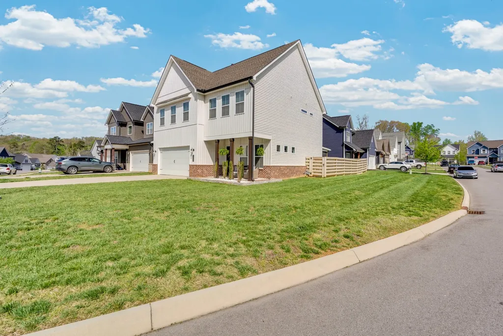 1111 Belle Pond Avenue Knoxville TN 37932