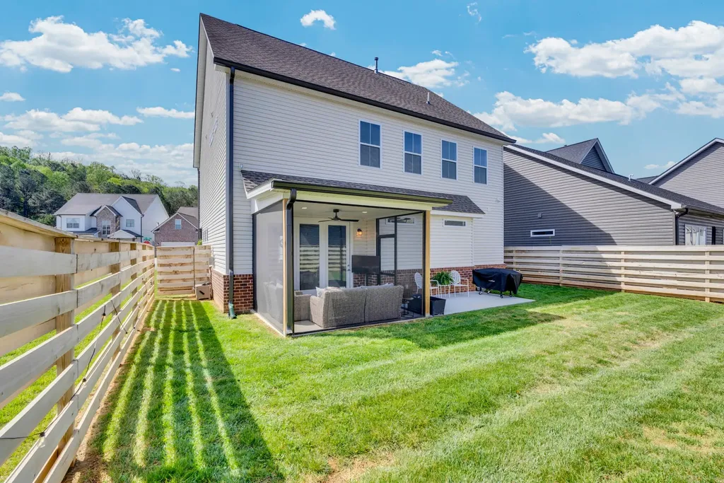 1111 Belle Pond Avenue Knoxville TN 37932