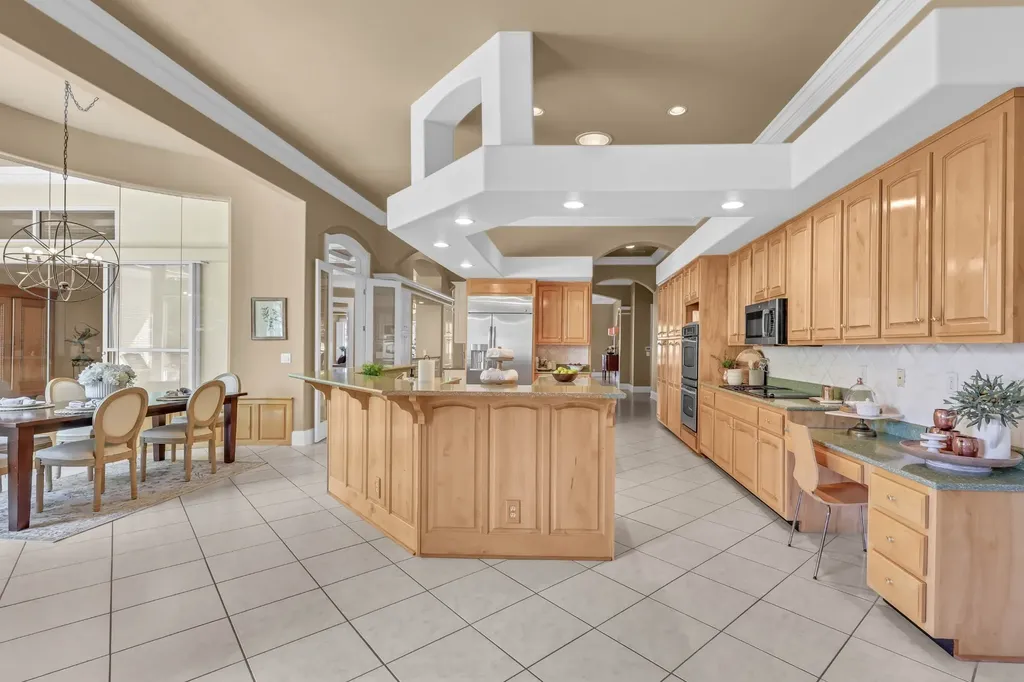 2360 Memorial Drive Extension Clarksville TN 37043