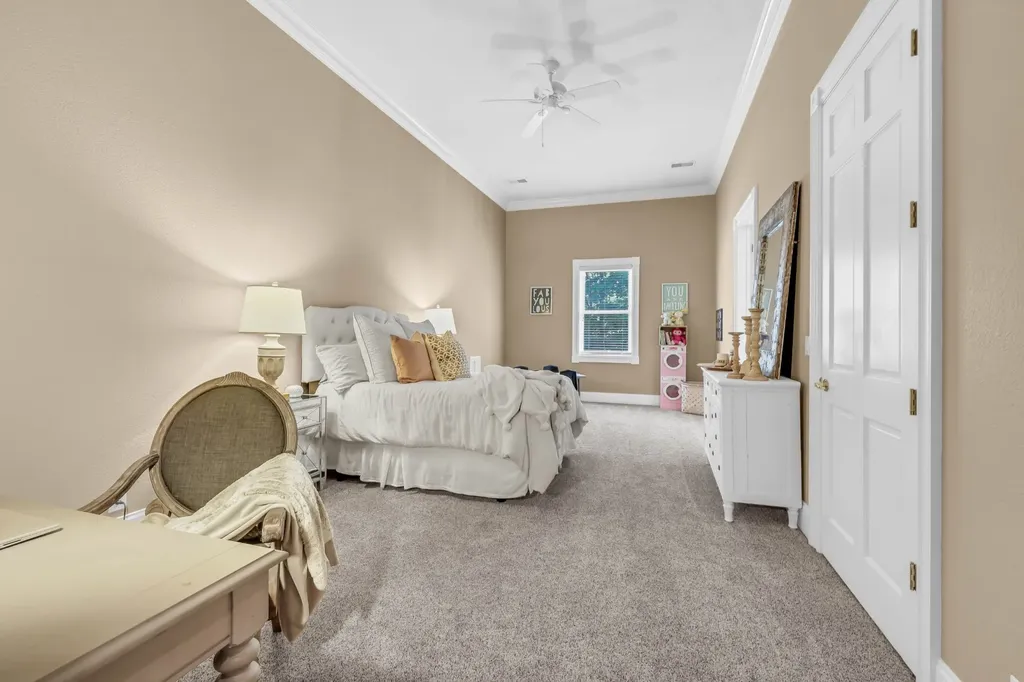 2360 Memorial Drive Extension Clarksville TN 37043
