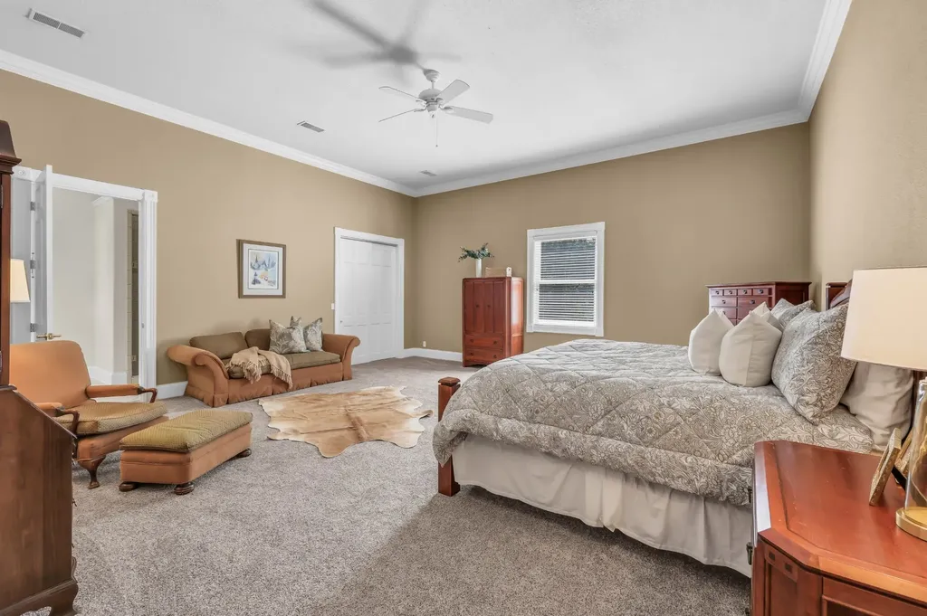 2360 Memorial Drive Extension Clarksville TN 37043