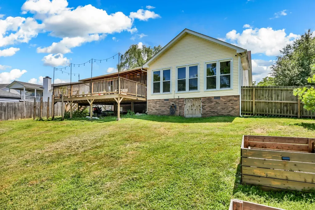 2441 Artie Manning Road Clarksville TN 37042