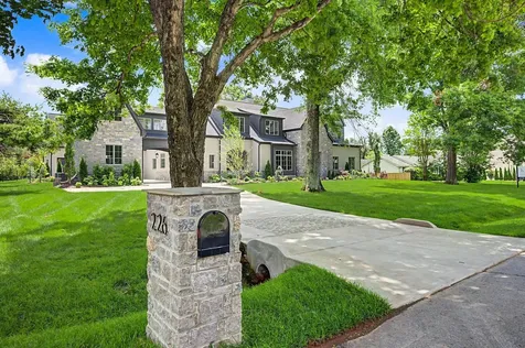226 Williamsburg Circle Brentwood TN 37027