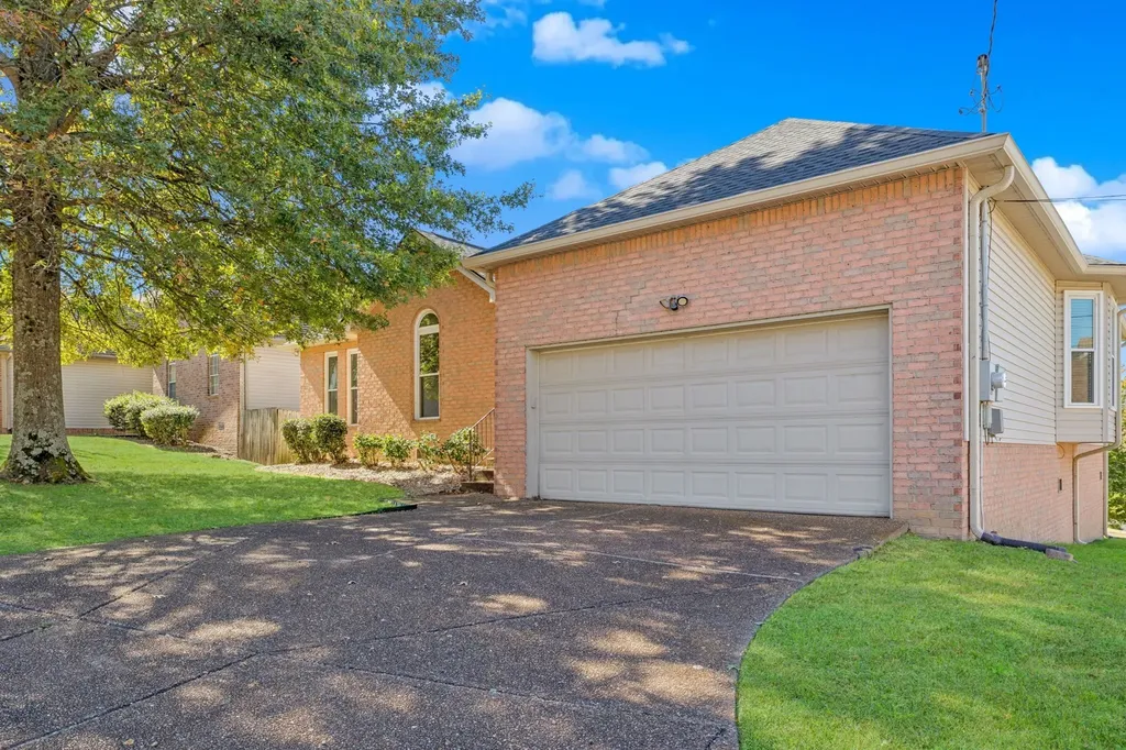 3500 Cobble Street Nashville TN 37211