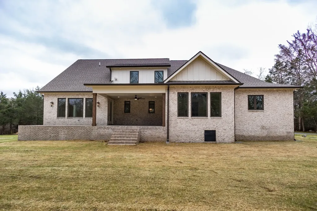 658C Burnett Road Mount Juliet TN 37122