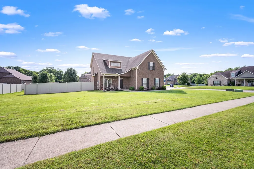 2425 Telford Lane Murfreesboro TN 37128