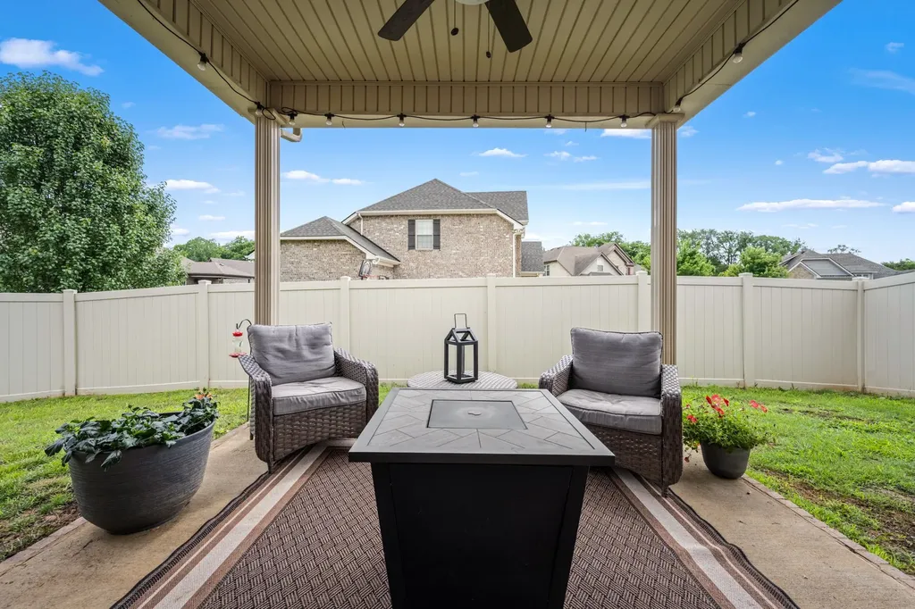 2425 Telford Lane Murfreesboro TN 37128