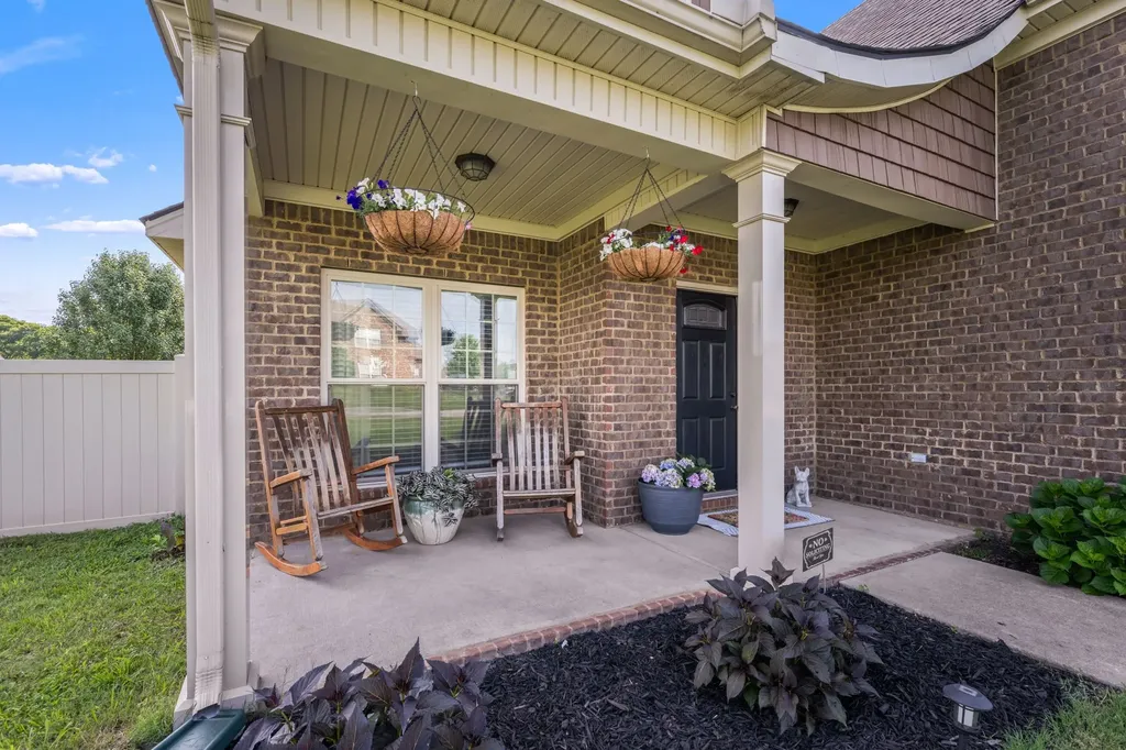 2425 Telford Lane Murfreesboro TN 37128