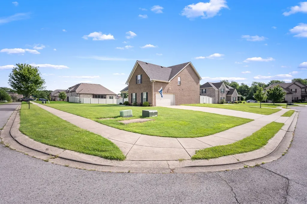 2425 Telford Lane Murfreesboro TN 37128