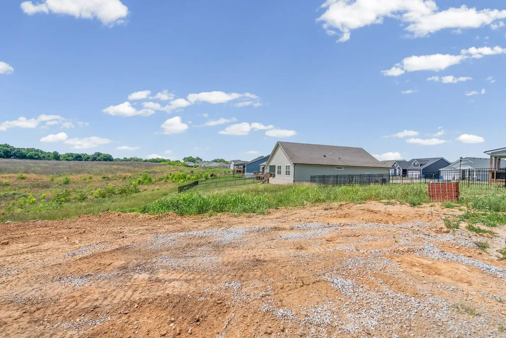 908 Bankside Drive Clarksville TN 37043
